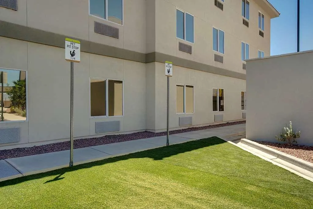Home2 Suites By Hilton Las Vegas North 3*,