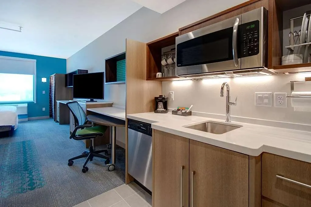 Home2 Suites By Hilton Las Vegas North 3*,